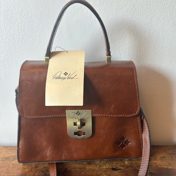 Patricia Nash Handbags - Patricia Nash Brown Leather Vintage-Style Crossbody Bag & Dust Bag New With Tag